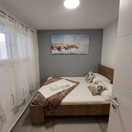 Apartman Karla ヤドリヤ エクステリア 写真