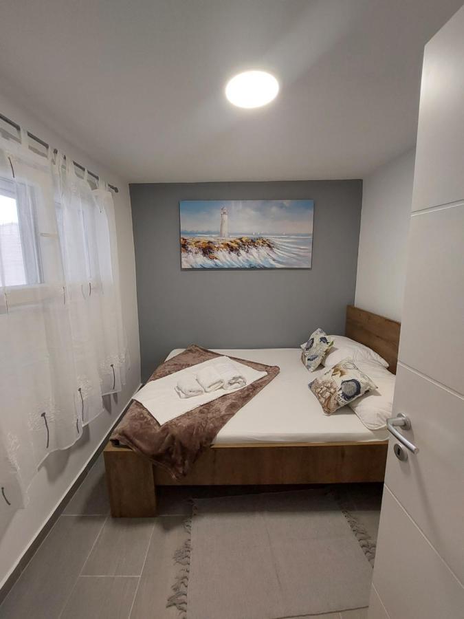 Apartman Karla ヤドリヤ エクステリア 写真